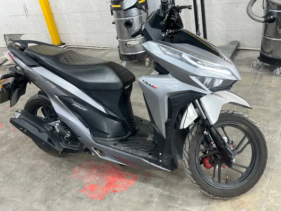 موتور کلیک 150معاوضه با گوشی|موتورسیکلت|سیرجان, |دیوار