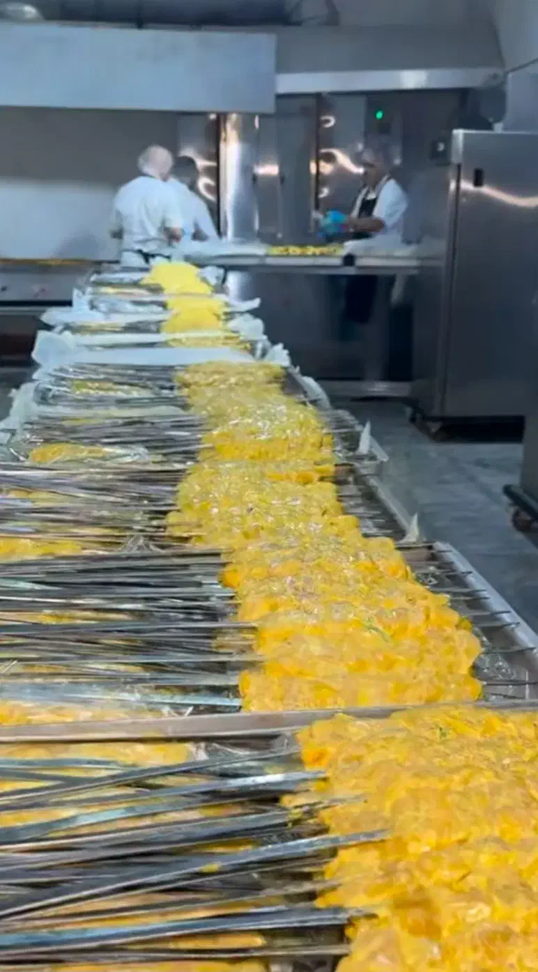 سراشپز غذاهای ایرانی.تخته کاری.کبابی.سیارهستم.|خدمات پذیرایی، مراسم|قم, آزادگان|دیوار