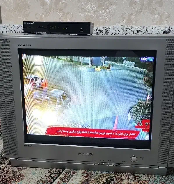 تلویزیون ۲۱ سامسونگ با گیرنده دیجیتال|تلویزیون و پروژکتور|کرمانشاه, |دیوار