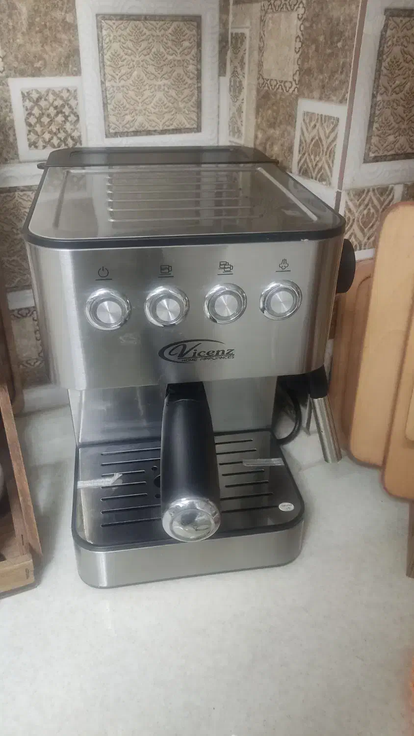 قهوه ساز  نو  با کارتن|سماور، چای‌ساز، قهوه‌ساز|محمدیه-قزوین, |دیوار