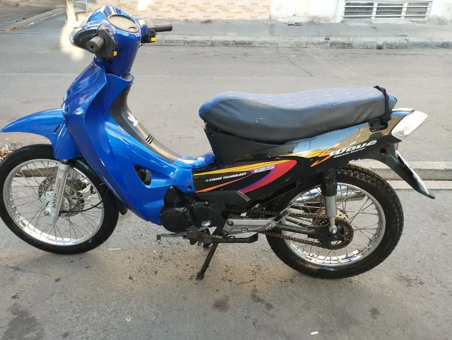 موتور ویو|موتورسیکلت|مشکیندشت, |دیوار