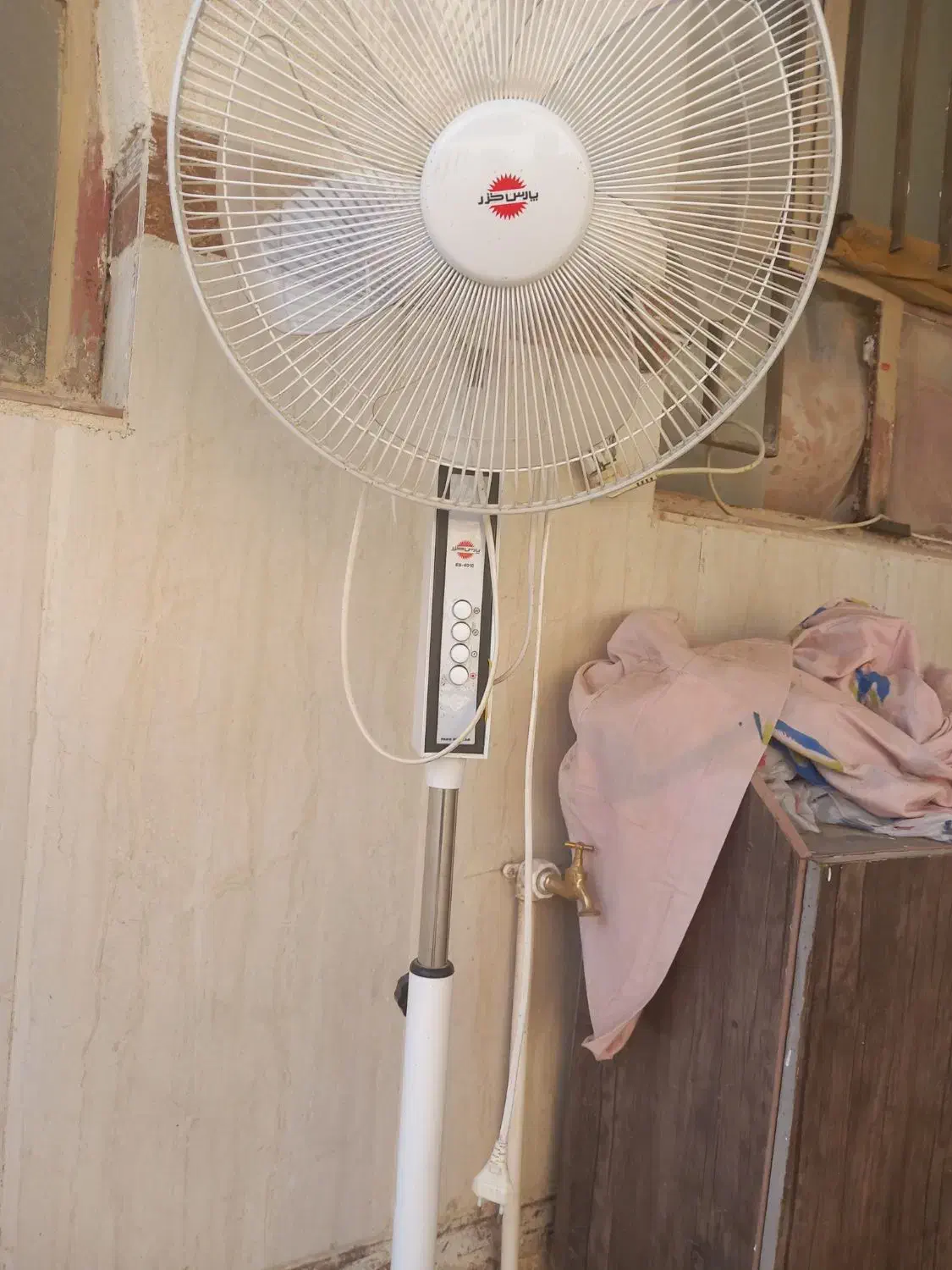 پنکه فقط موتور ش سوخته|پنکه و تصفیهکنندهٔ هوا|زابل, |دیوار