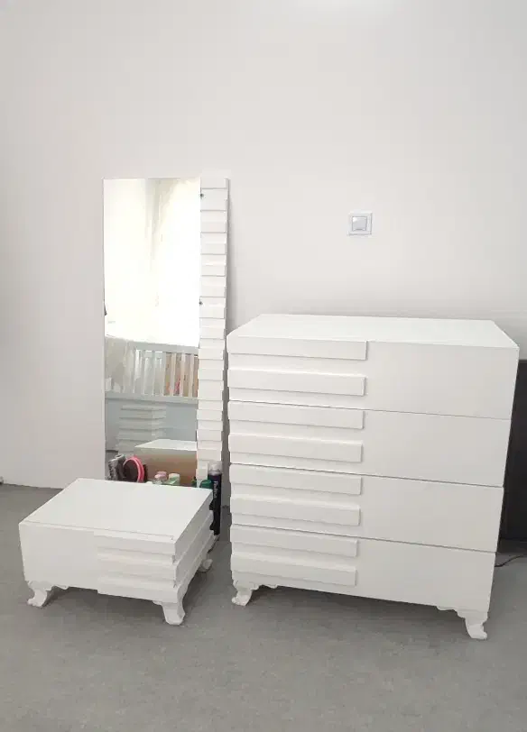 دراور و آینە در حد نو|جاکفشی، کمد، دراور|سنندج, |دیوار