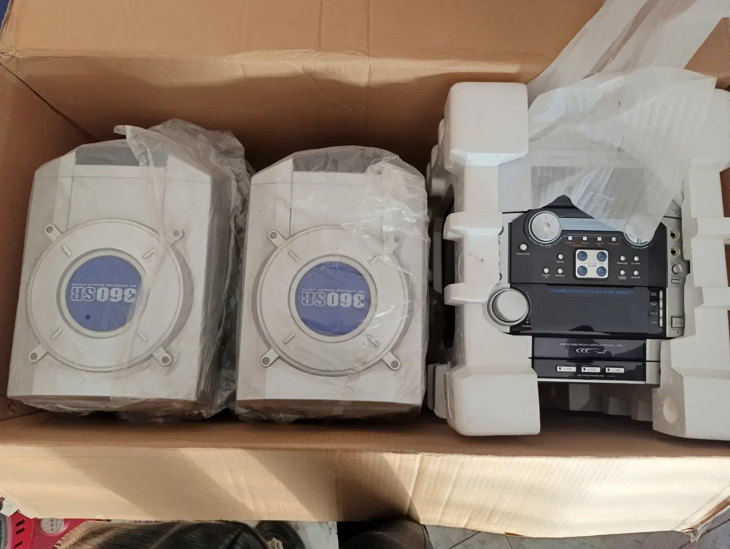 ظبط و باند|سیستم صوتی خانگی|دماوند, گیلاوند|دیوار