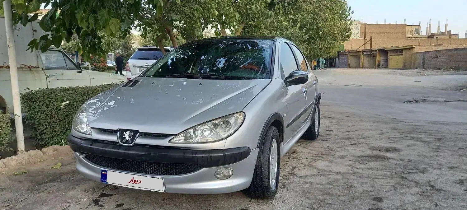 پژو۲۰۶ مدل ۸۳|خودرو سواری و وانت|خمینی‌شهر, |دیوار