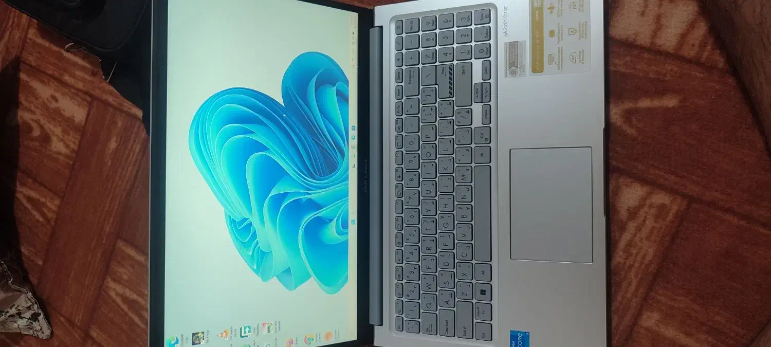 لپتاب ایسوس رم ۲۴حافظه ۱ترا|رایانه همراه|شاهین دژ, |دیوار