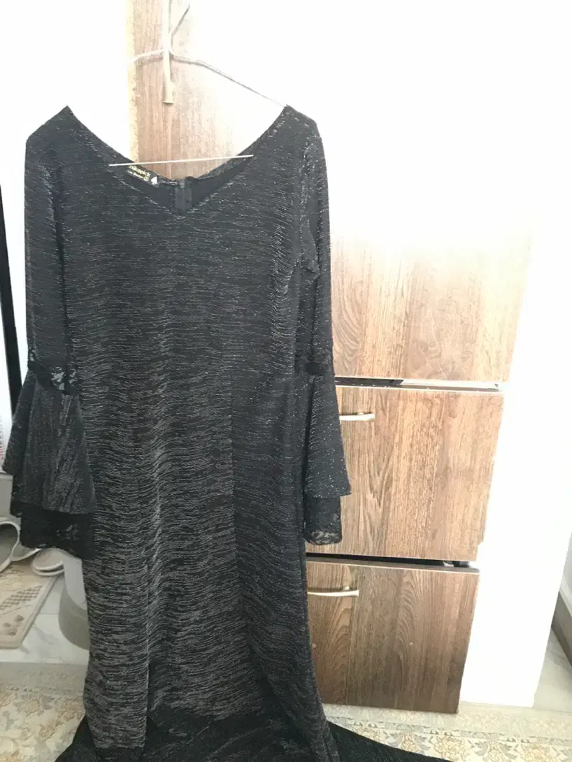 مجلسی وبیرونی در‌حدنو|لباس|صدرا-فارس, فاز ۱|دیوار