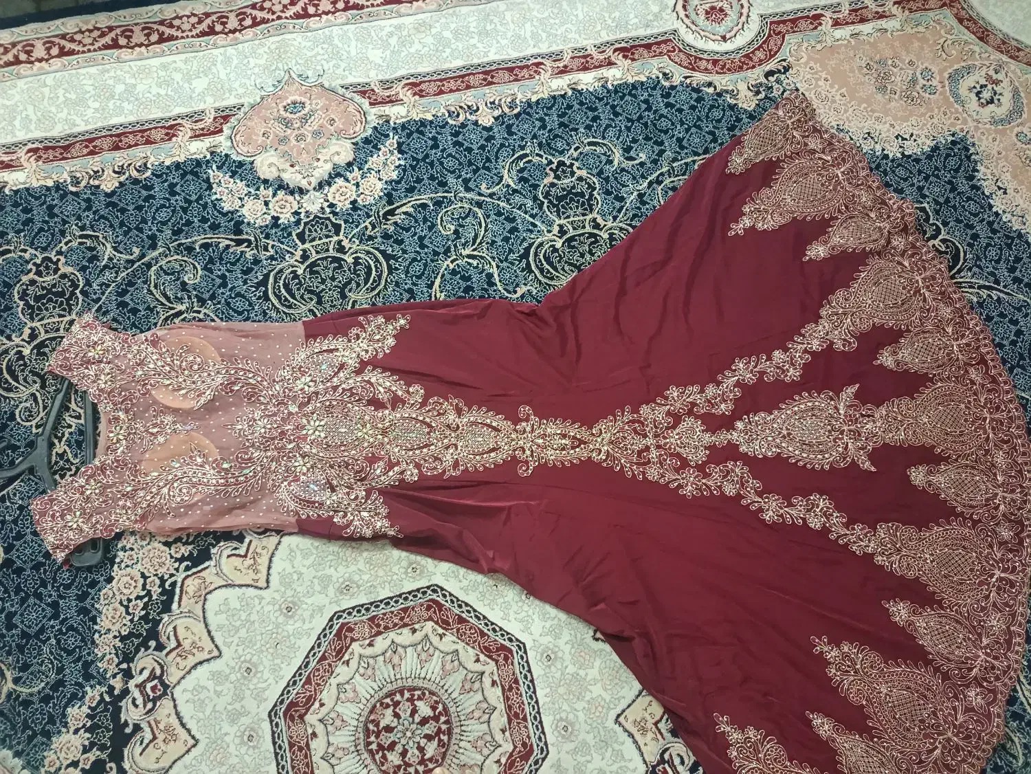 لباس مجلسی|لباس|قرچک, زیبا شهر|دیوار