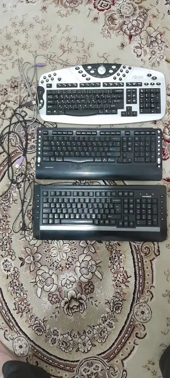 ۳ عدد کیبورد|قطعات و لوازم جانبی رایانه|اسلامشهر, شهرک واوان|دیوار