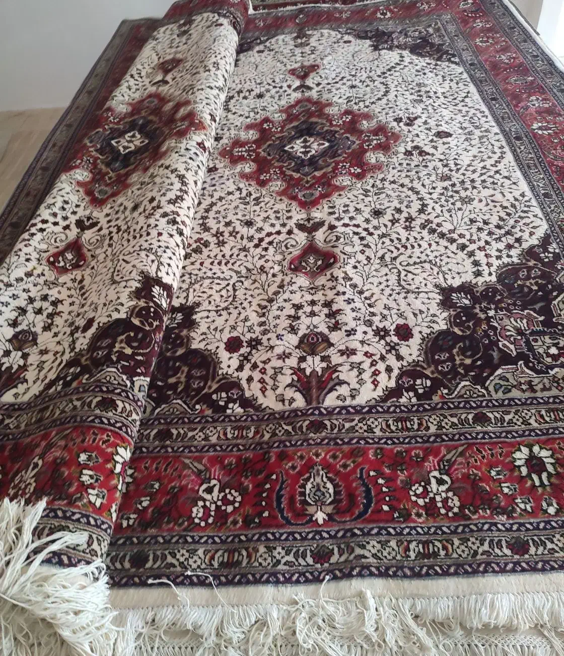 فرش دستبافت آذر شهر کرمان قلم|فرش|تبریز, |دیوار