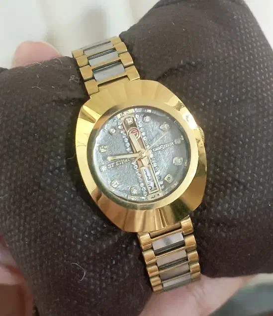 س ا ع ت|ساعت|چابهار, |دیوار