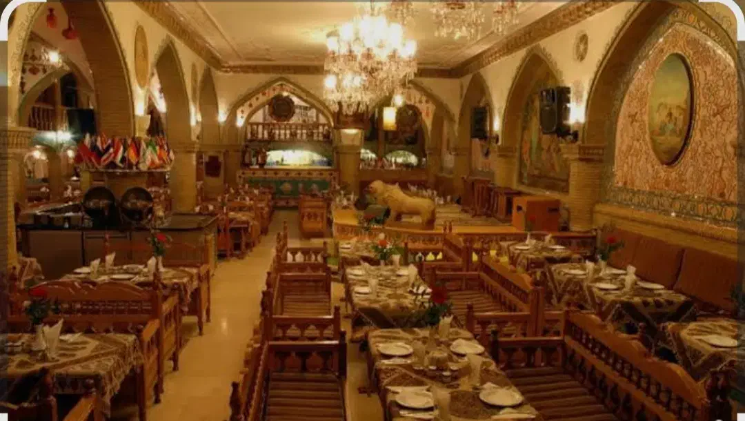 سفره خانه و رستوران سنتی|اجارهٔ مغازه و غرفه|کرج, دهقان ویلا|دیوار