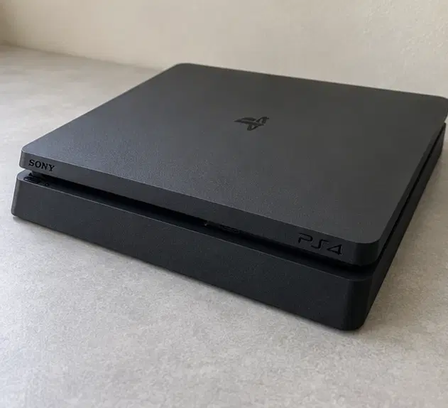 ps4 slim 1tb|کنسول، بازی ویدئویی و آنلاین|اراک, |دیوار