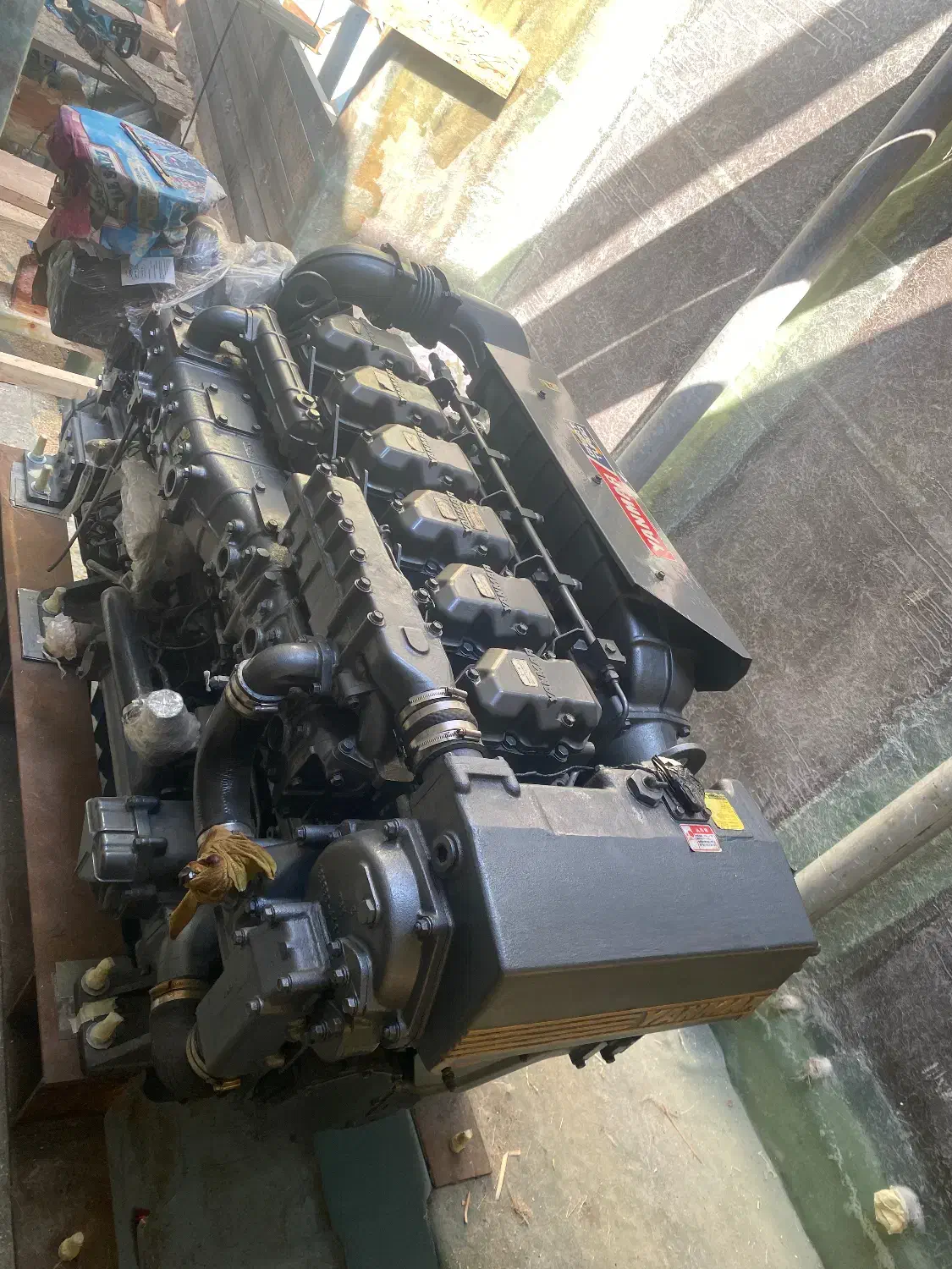 لنج|قایق و سایر وسایل نقلیه|بندر دیر, |دیوار