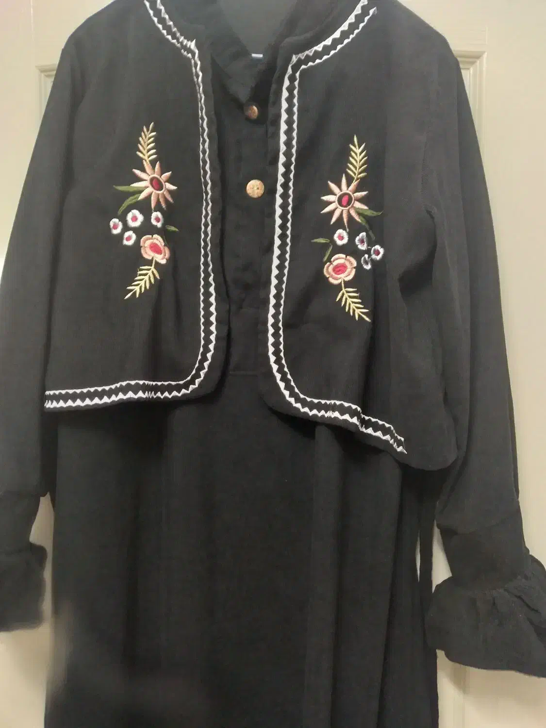 پیراهن|لباس|قم, شهرک شهرداری|دیوار