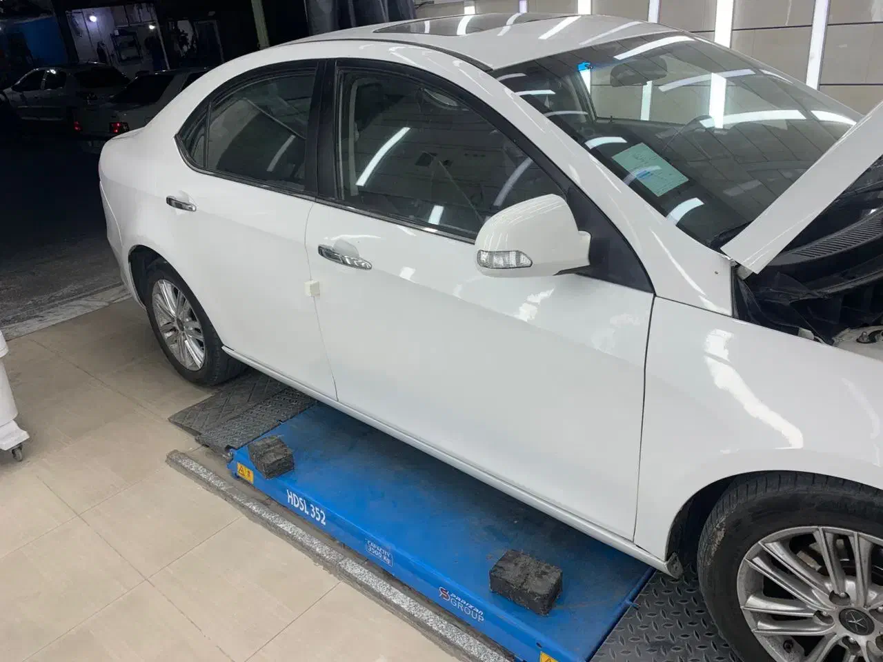 جک 5 j مدل ۹۴ اتومات|خودرو سواری و وانت|دزفول, |دیوار