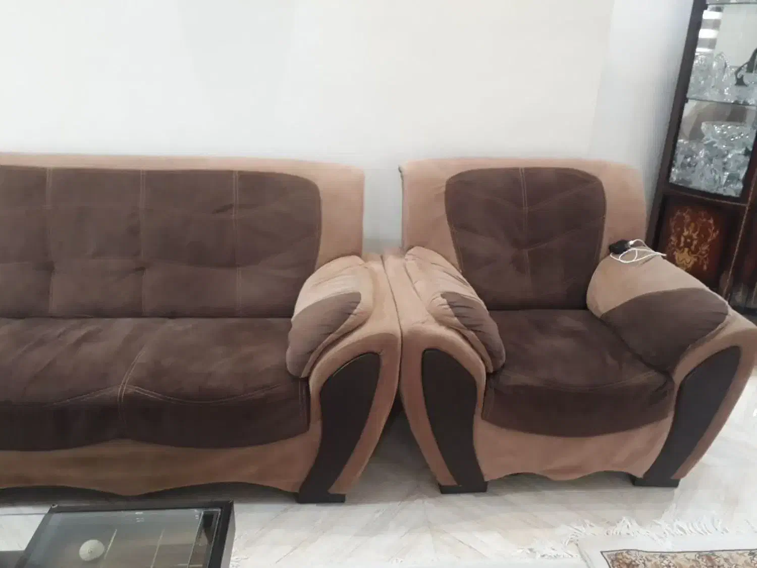 راحتی|مبلمان خانگی و میز عسلی|اراک, |دیوار