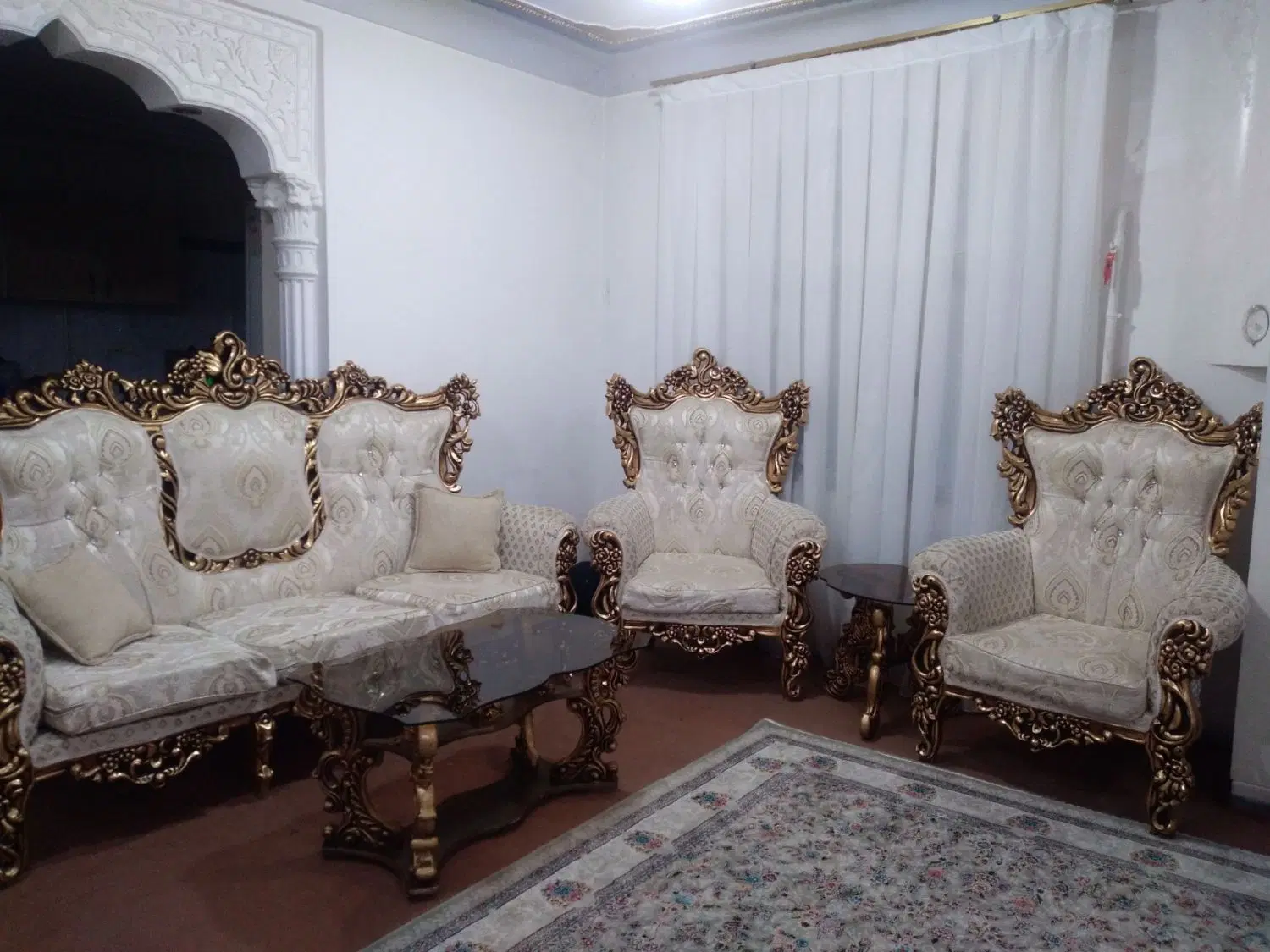 مبل|مبلمان خانگی و میز عسلی|سقز, |دیوار