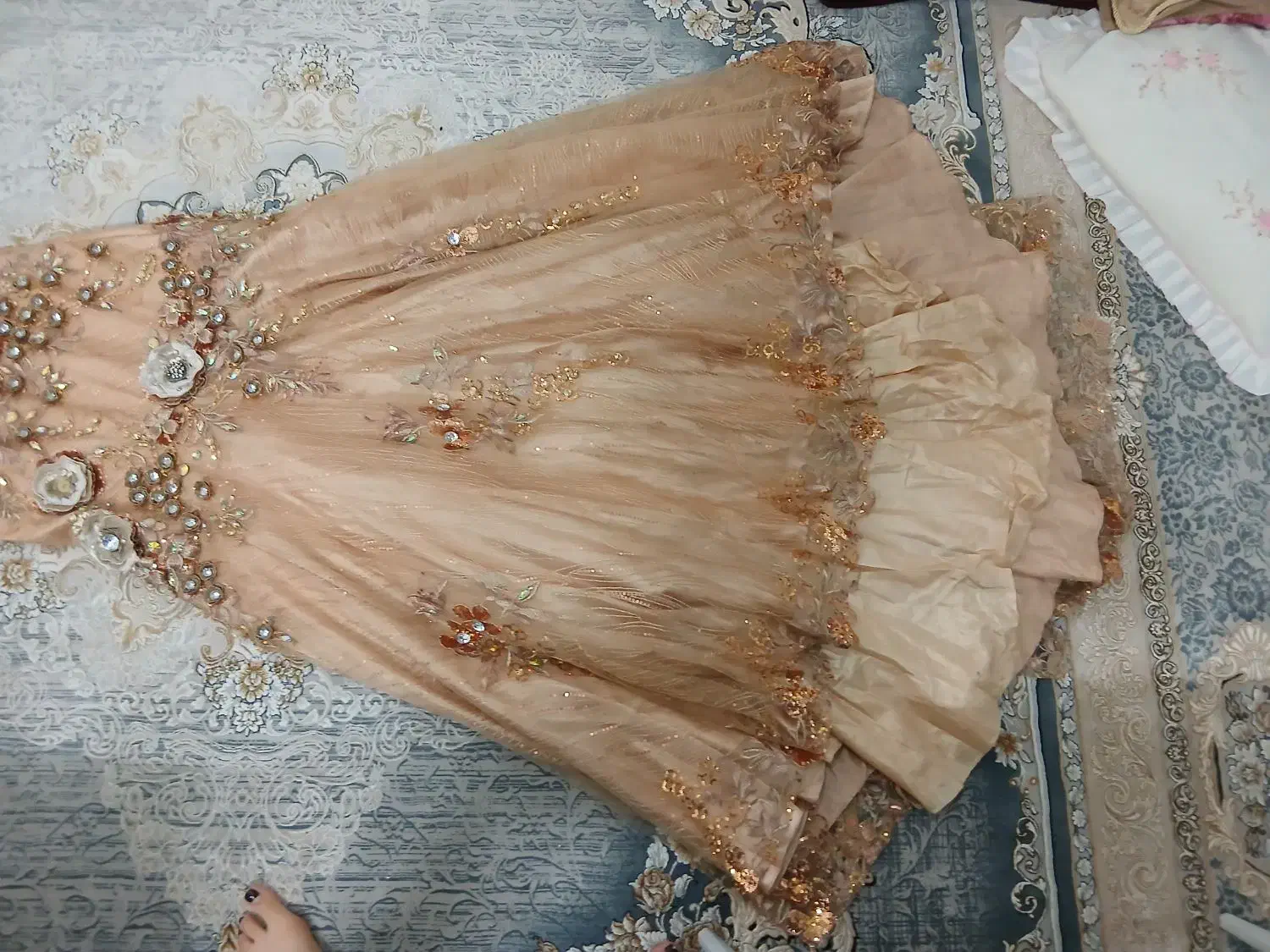 لباس مجلسی|لباس|سبزوار, هویزه|دیوار