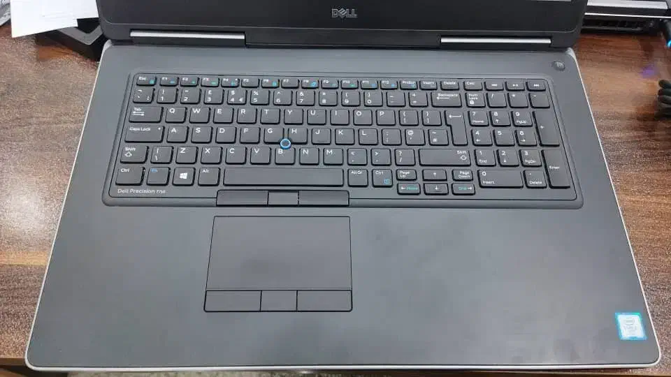 لپ تاپ Dell 7710 تمیز|رایانه همراه|تهران, اباذر|دیوار