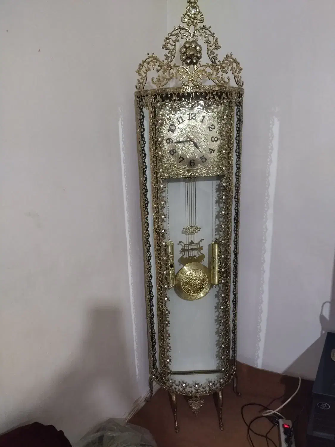 ساعت برنجی ایستاده|ساعت دیواری و تزئینی|اقبالیه, |دیوار