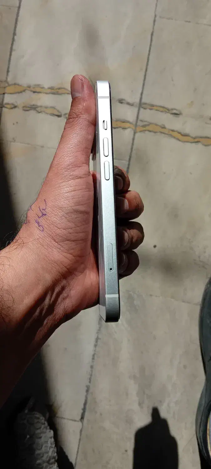 آیفون ۱۳ نرمال|موبایل|بیرجند, |دیوار