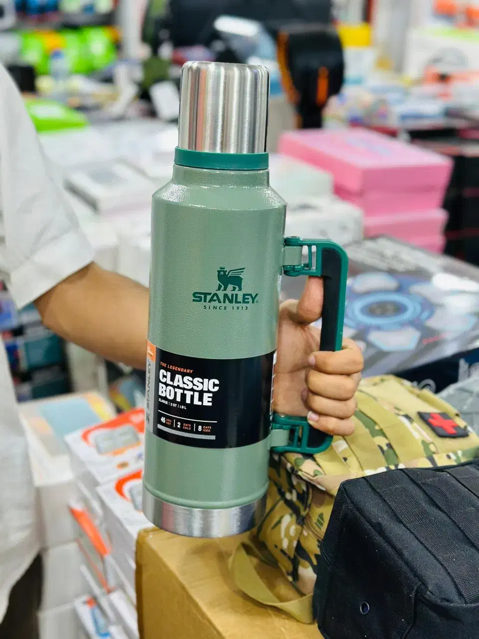 ماگ لبوبو|ظروف نگهدارنده، پلاستیکی، یک‌بارمصرف|نیشابور, دارایی|دیوار