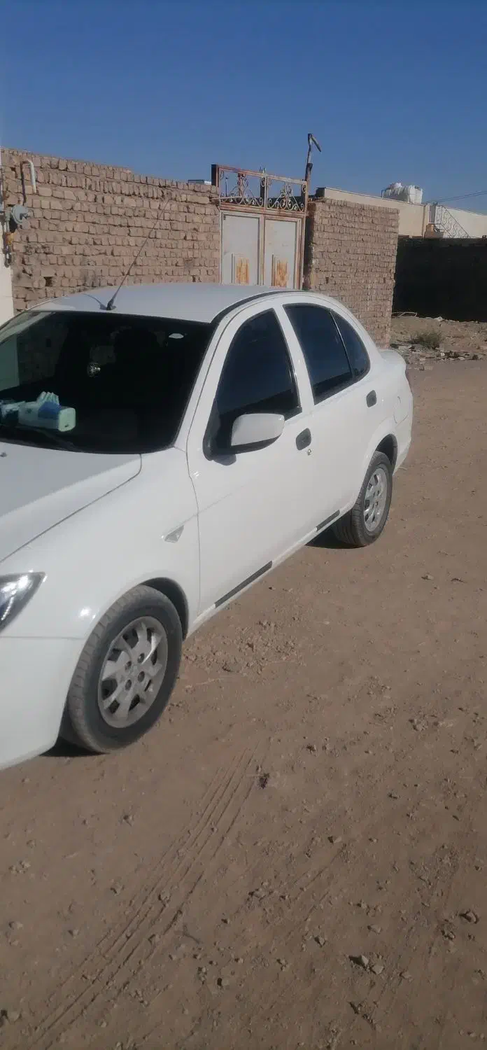 ساینای۴۰۱ بی رنگ درست و حسابی|خودرو سواری و وانت|قم, پردیسان|دیوار