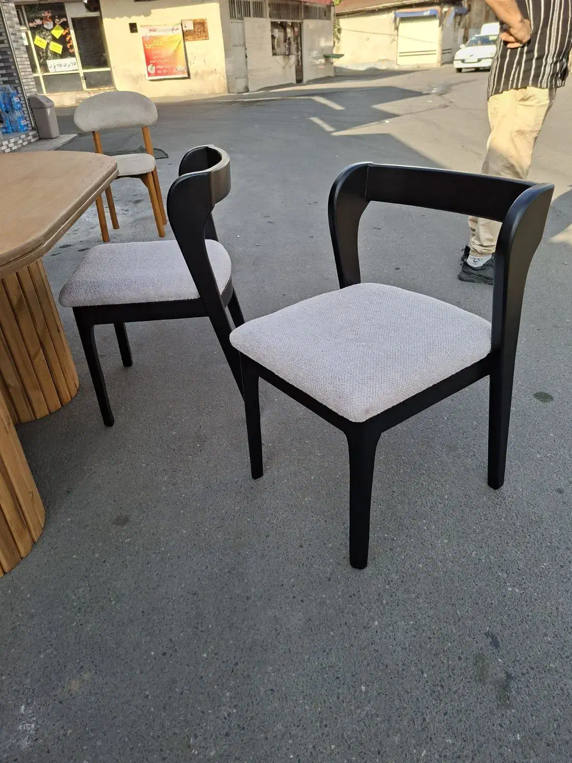 ماهگل|میز و صندلی غذاخوری|رشت, پاستوریزه|دیوار