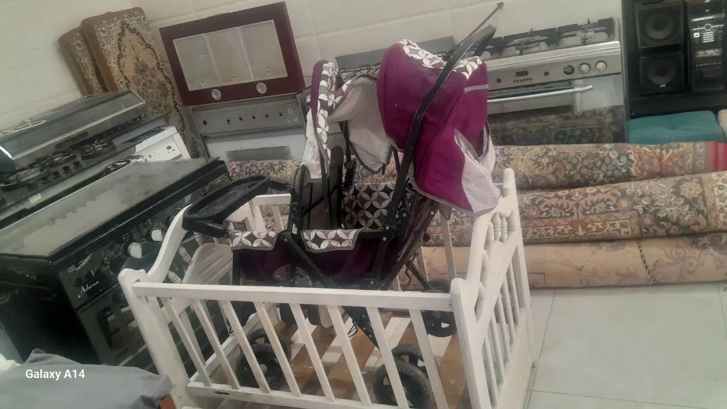 تهده ۸۰۰یکی دیگم  دارم  ۴۰۰|تخت و صندلی بچه|ایذه, |دیوار