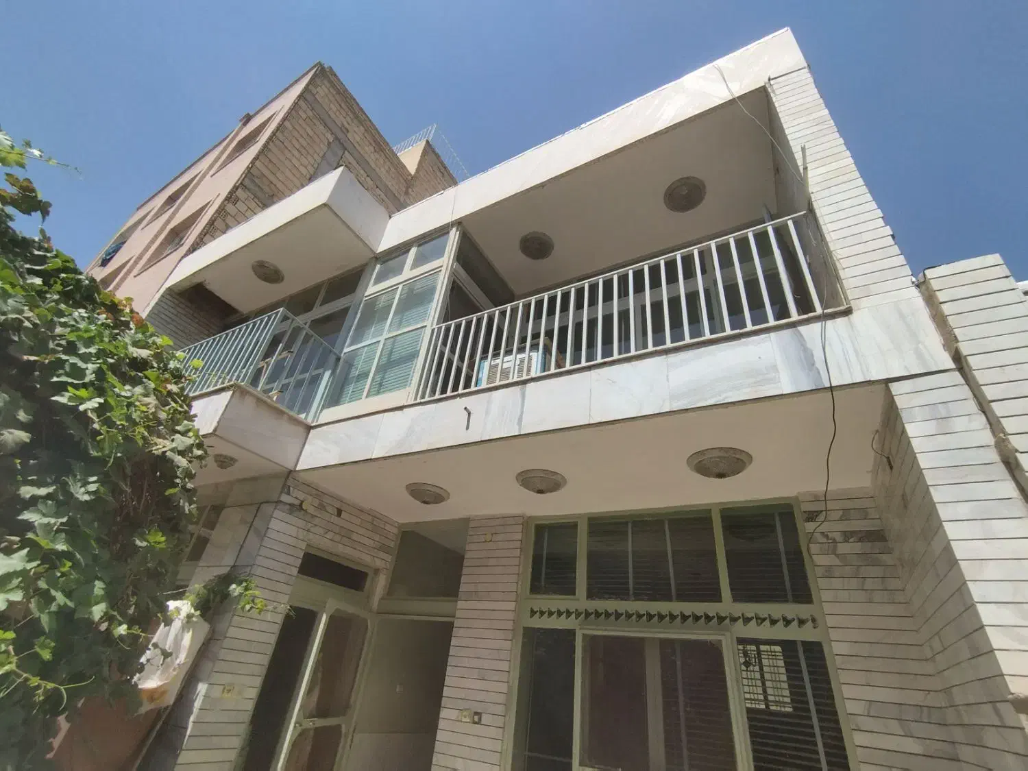 خانه ویلایی ۲ طبقه قابل سکونت ۱۲۵ متری|فروش زمین و ملک کلنگی|اصفهان, تخت فولاد|دیوار