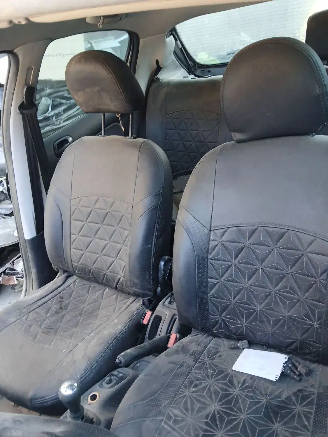 ماشین ۲۰۶ تصادفی|خودرو سواری و وانت|چناران, |دیوار