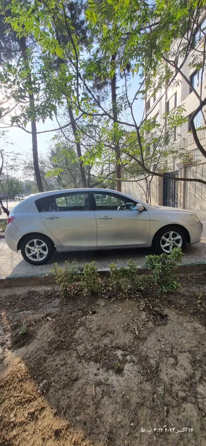 جیلی Emgrand rv7 مدل 2013|خودرو سواری و وانت|تهران, والفجر (افسریه)|دیوار