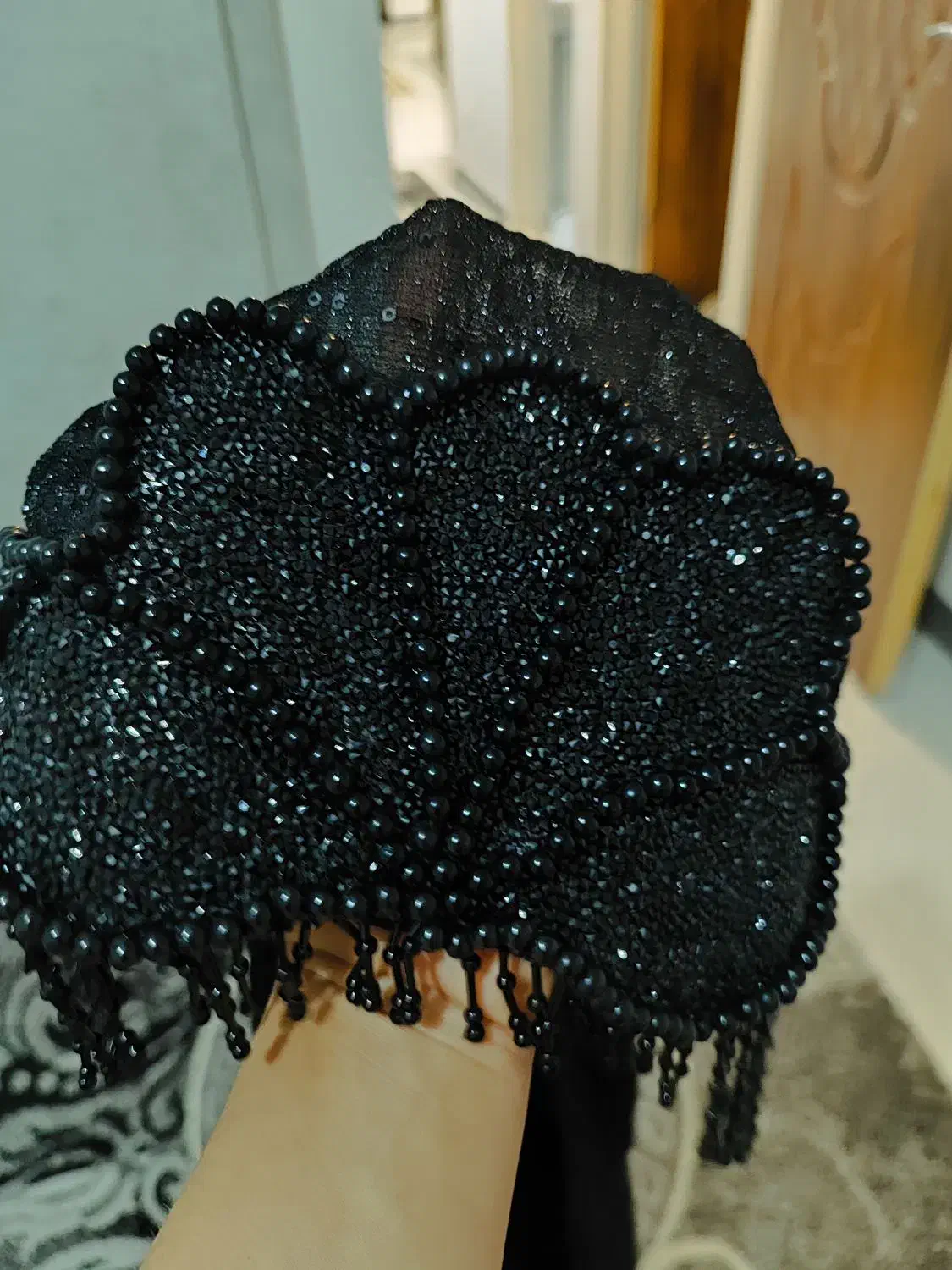 توربان مهره دوزی|لباس|شیراز, میانرود|دیوار