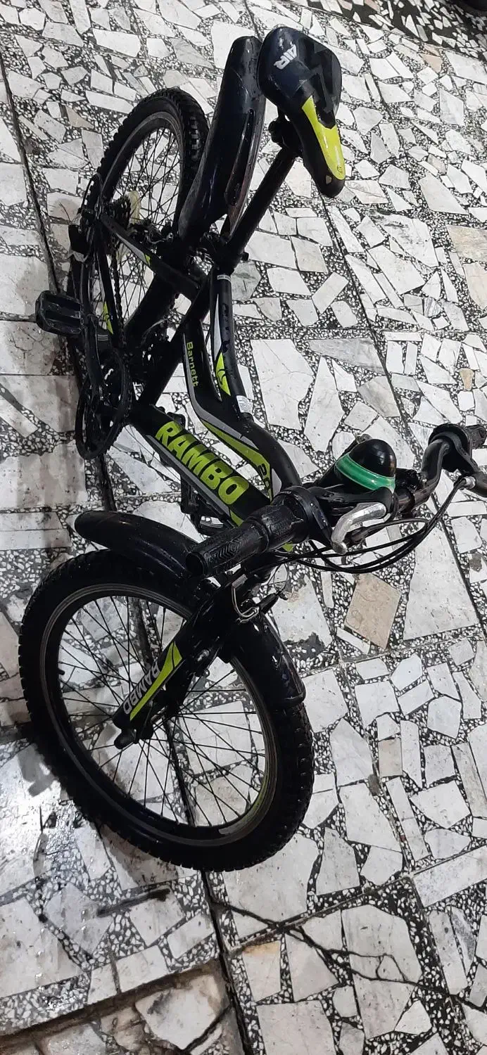 دوچرخه|دوچرخه، اسکیت، اسکوتر|گنبد کاووس, |دیوار