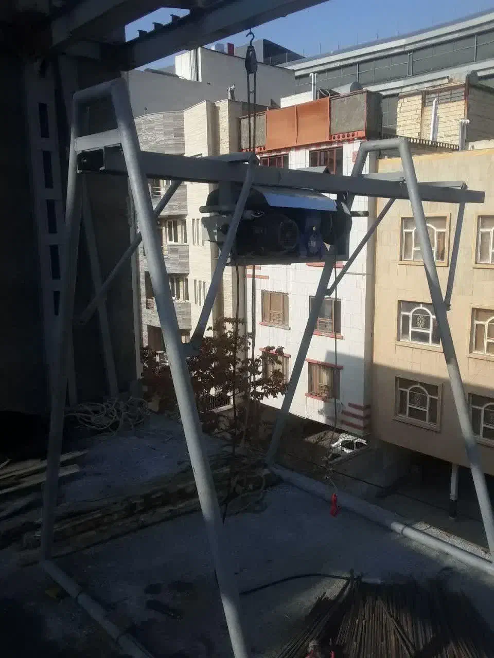 اجاره بالابرساختمانی و ابزار الات|ماشینآلات صنعتی|مشهد, گاز|دیوار