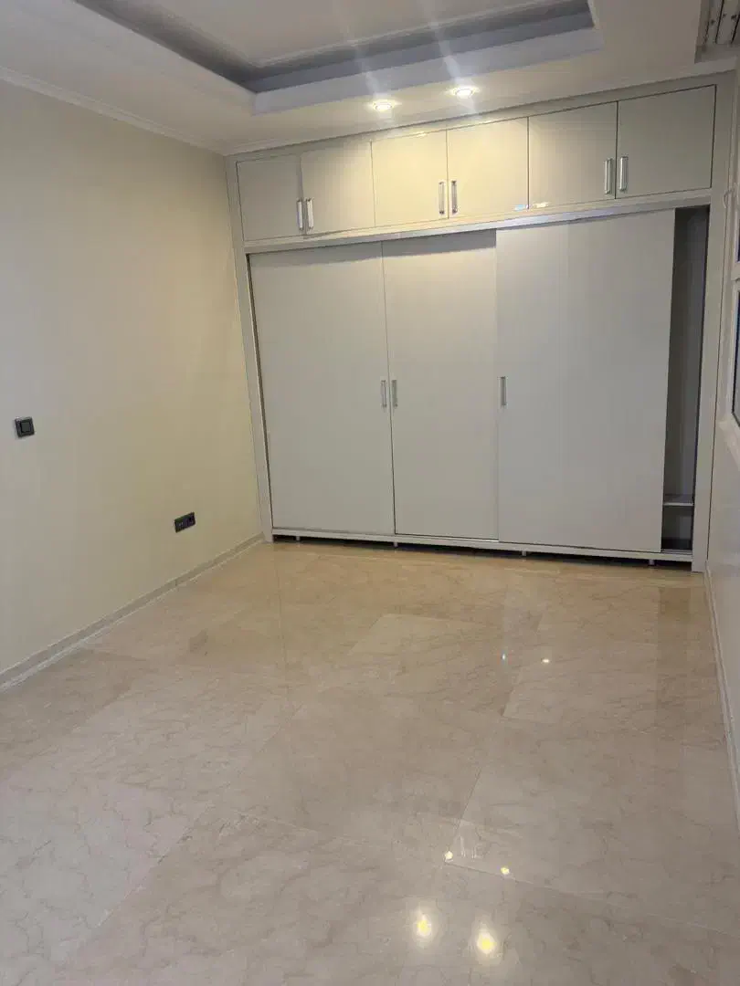 ۱۱۵ متر نیاوران/ بنبست دنج