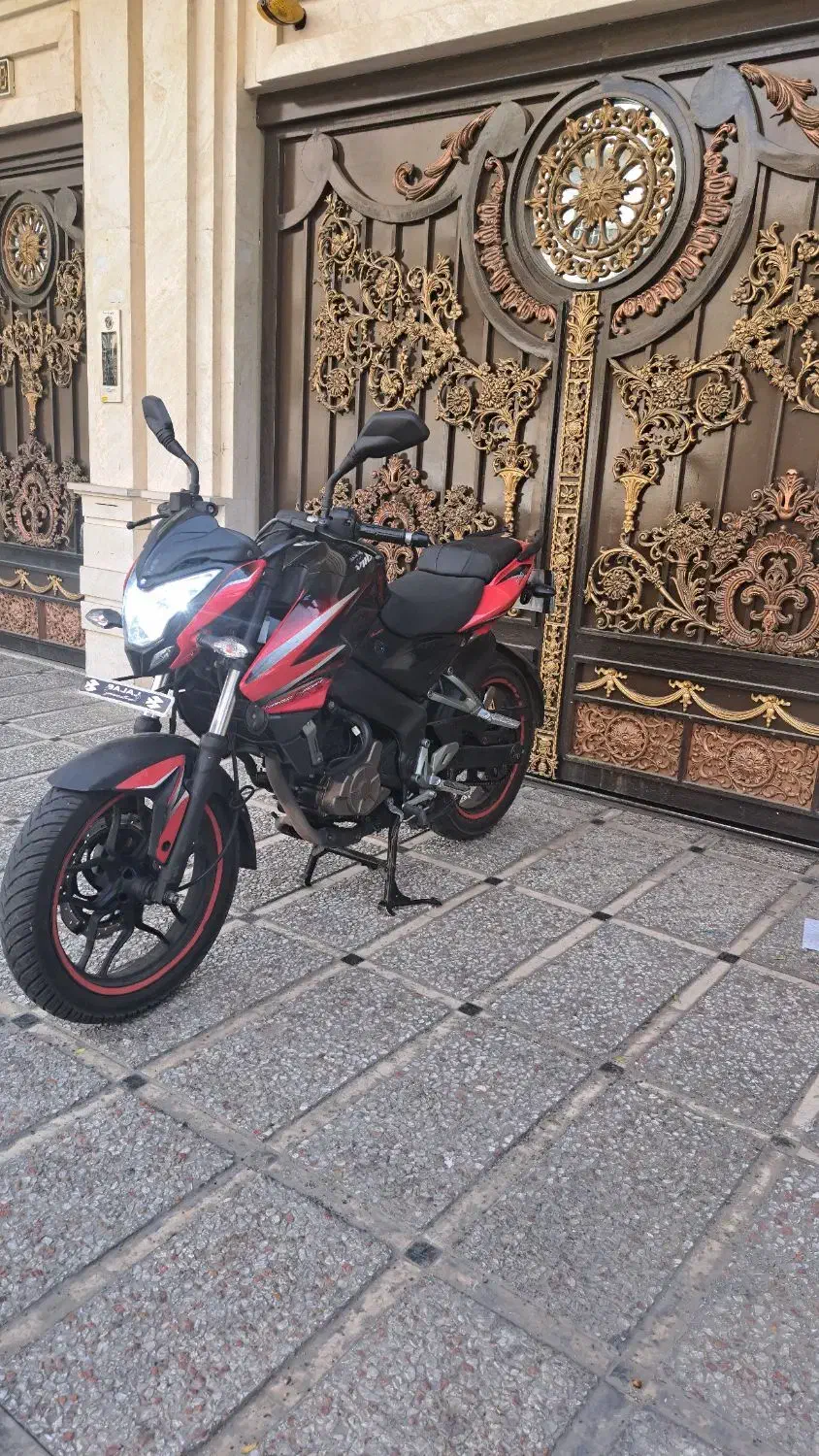 پالس ان اس ۲۰۰ عروسک (ns200)|موتورسیکلت|تهران, پرستار|دیوار