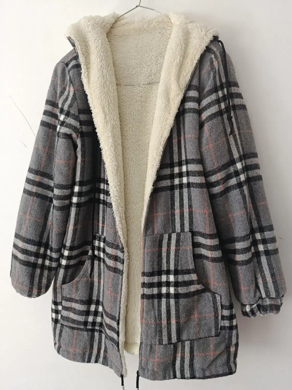 پالتو در حد نو|لباس|فارسان, |دیوار