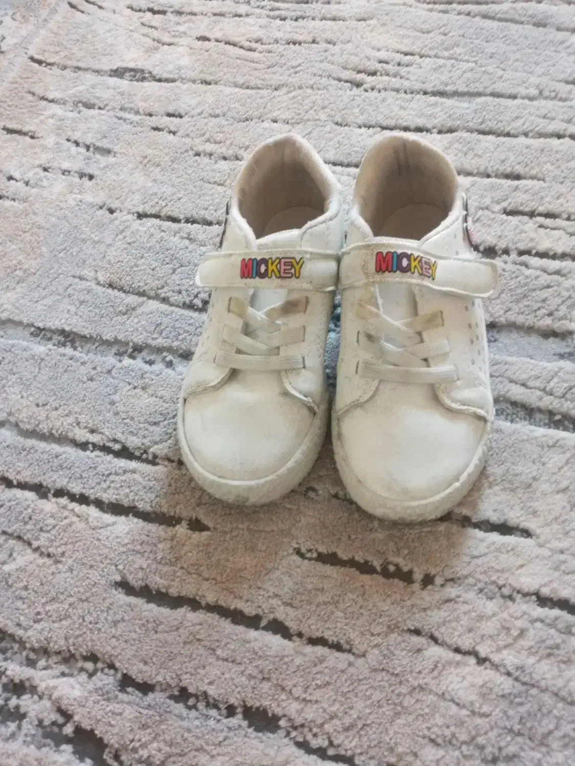 ۲جفت کتانی دخترانه|کیف، کفش، کمربند|تهران, هرندی|دیوار