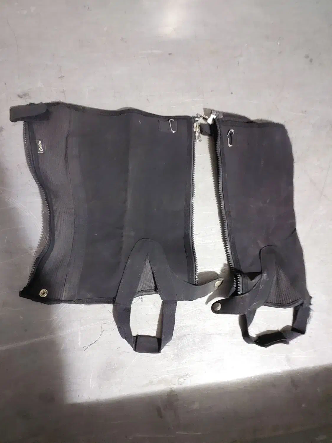 کلاه و گتر سوارکاری در حد نو|اسب و تجهیزات اسبسواری|تهران, شمسآباد|دیوار