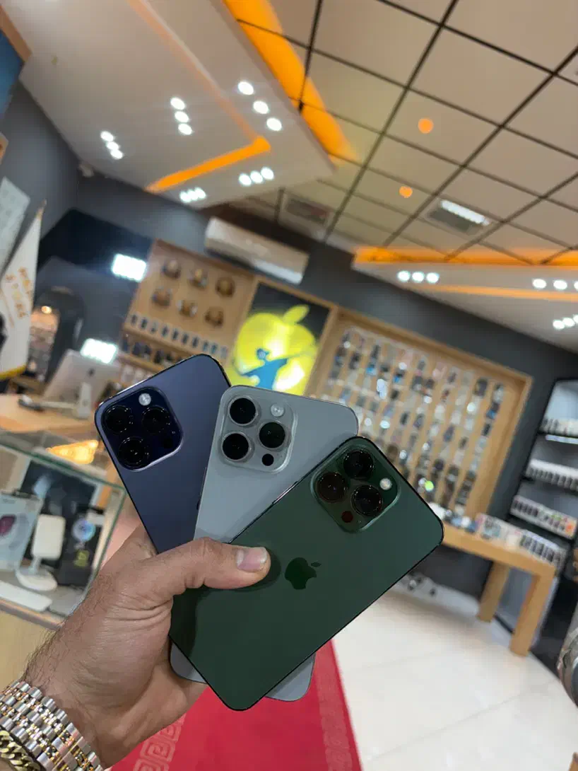 الان موبایل بخر اولین قسط۳ ماه دیگه دم قسط|موبایل|یزد, |دیوار