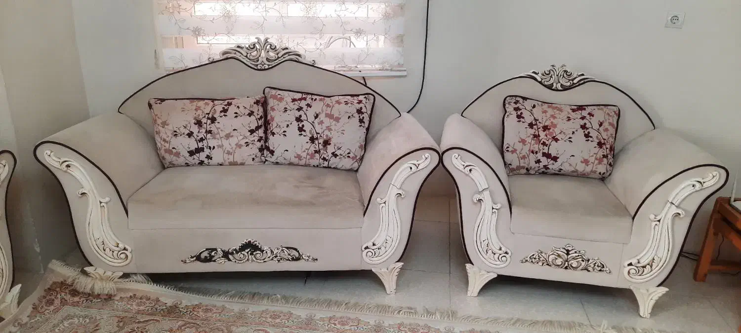 فروش مبل راحتی کلاسیک|مبلمان خانگی و میز عسلی|قائم‌شهر, |دیوار