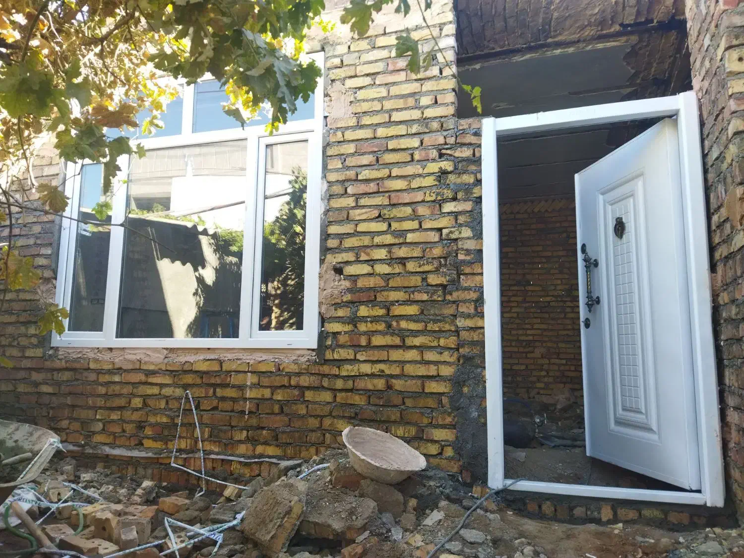 تولیدی درب و پنجره دوجداره پاسارگاد upvc|خدمات پیشه و مهارت|نیشابور, خط کاشمر|دیوار