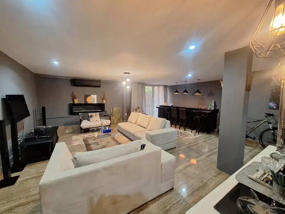 ۷۰ متر مبله دروس محسنیان /نزدیک دانشگاه/قابل تبدیل