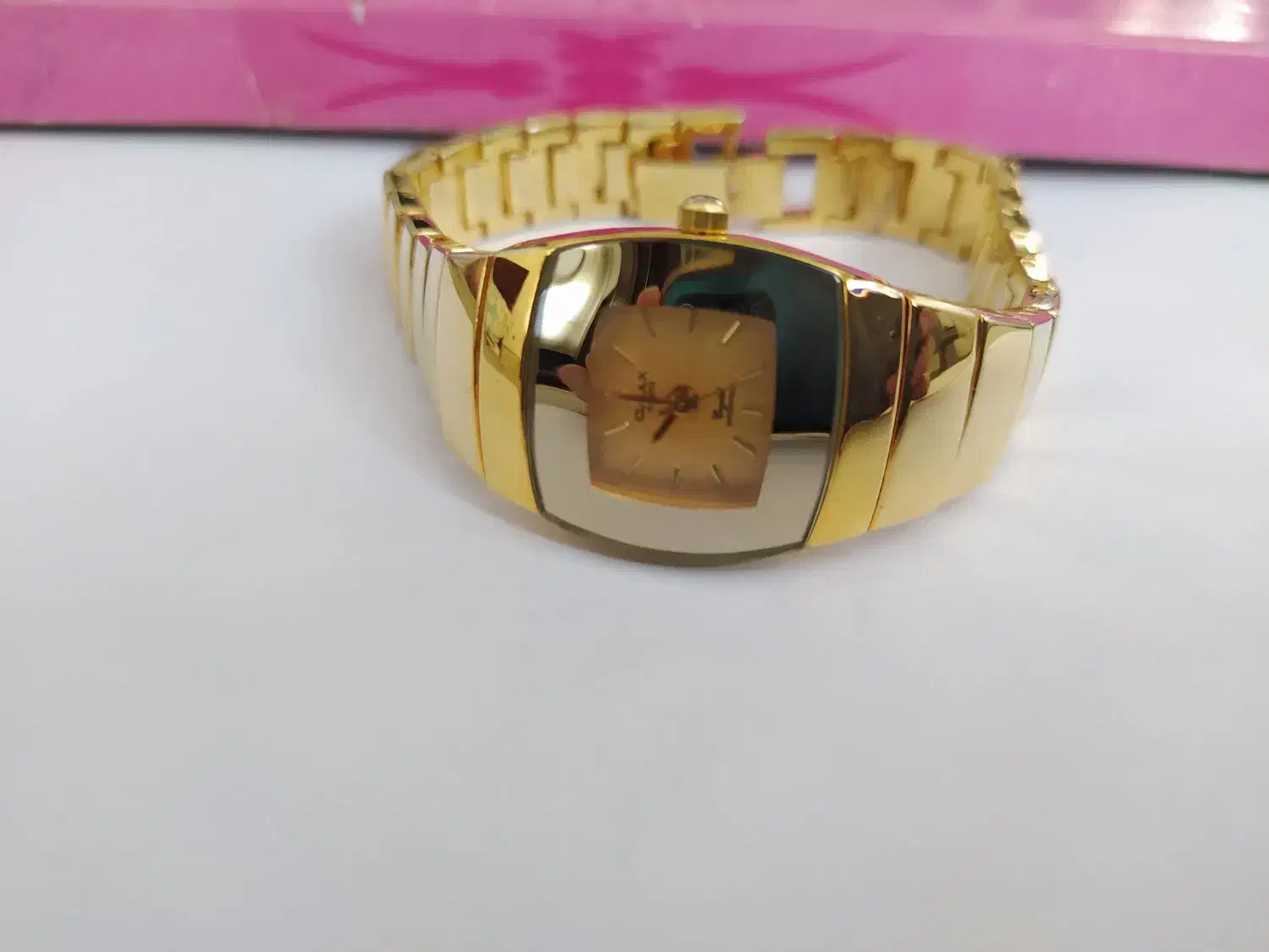 ساعت اوماکس زنانه اورجینال آبکاری طلا هست|ساعت|قزوین, |دیوار