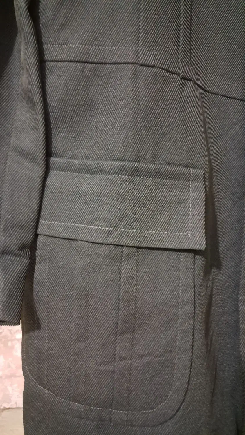 بارونی|لباس|میانه, |دیوار