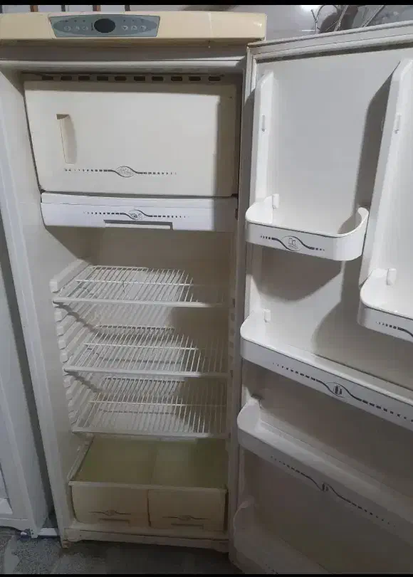 یخچال فریزر و تمام فریزر|یخچال و فریزر|بهار, |دیوار