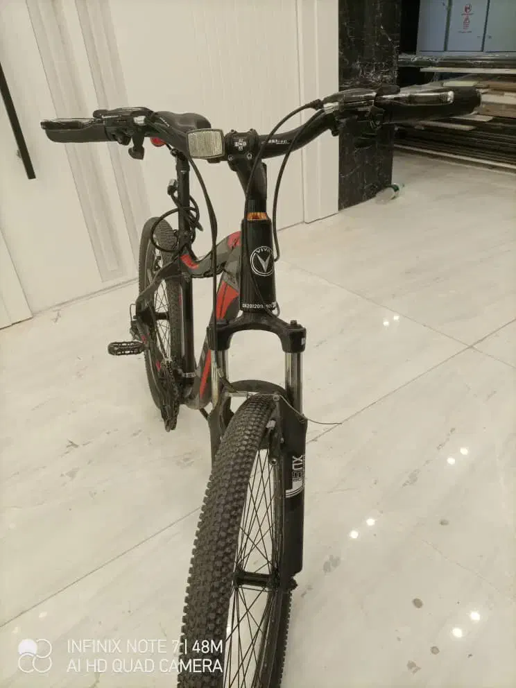 چرخ ۲۶ ویوا تمیز|دوچرخه، اسکیت، اسکوتر|اصفهان, باغ گلها|دیوار