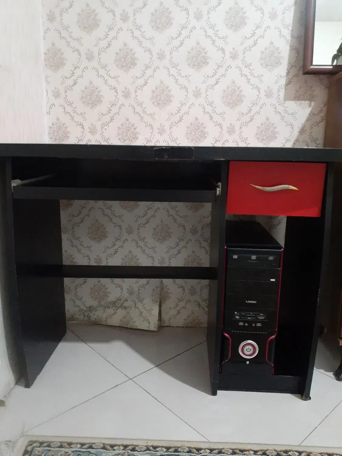 میز کامپیوتر ام دی اف|میز تحریر و کامپیوتر|محمدشهر, همایون ویلا|دیوار